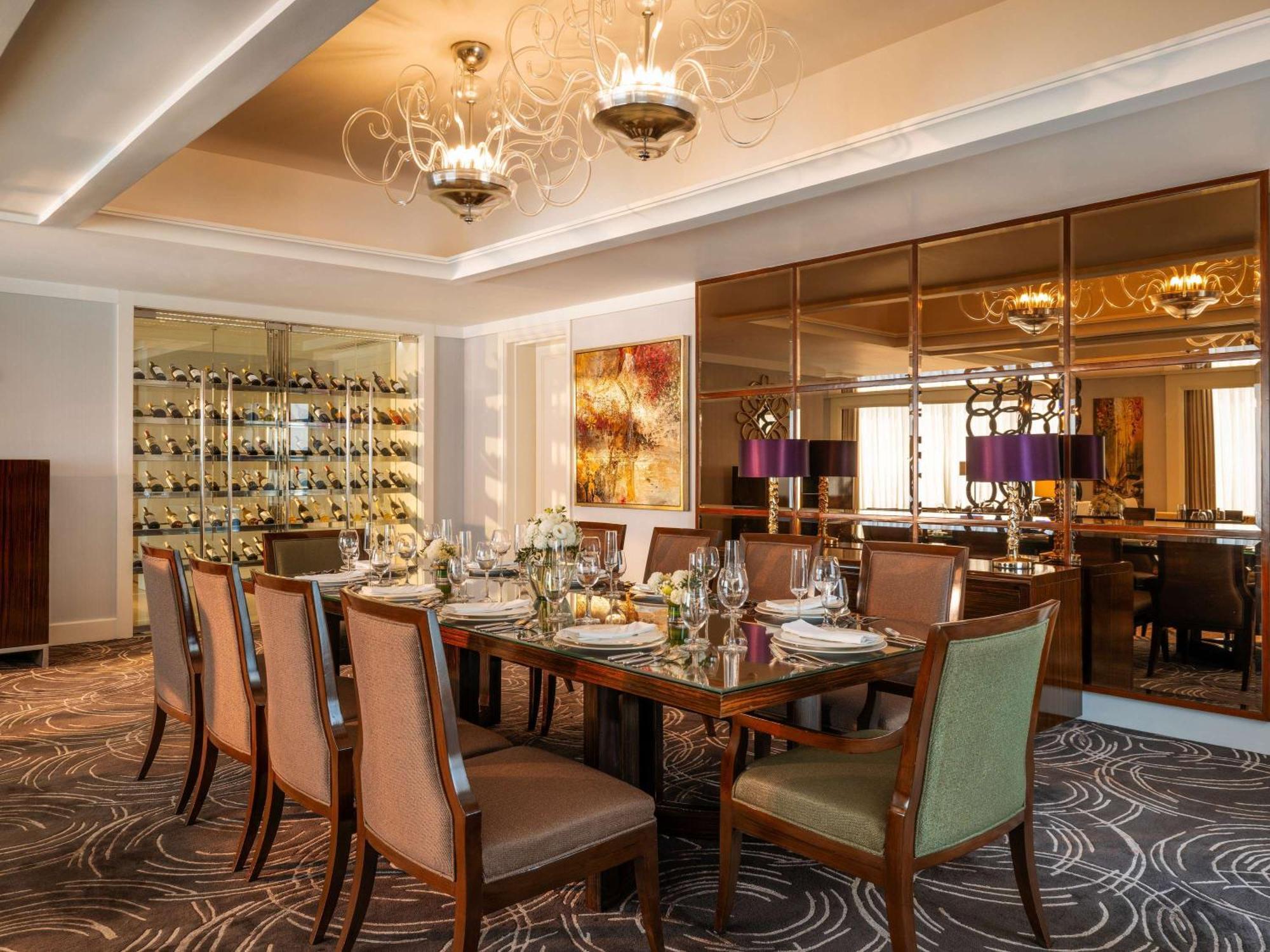 Fairmont Makati Hotel Makati City Exterior photo The Wine Room